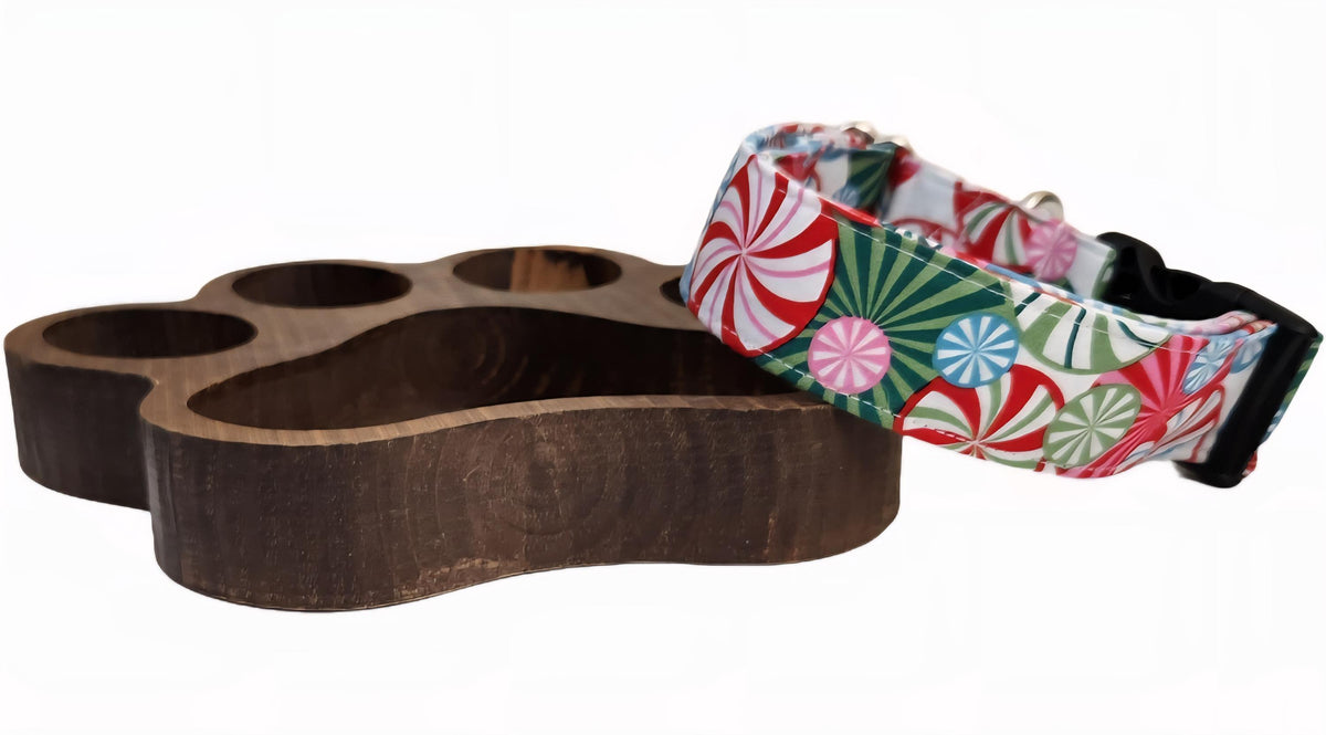 Christmas Peppermints Dog Collar Matching Bows