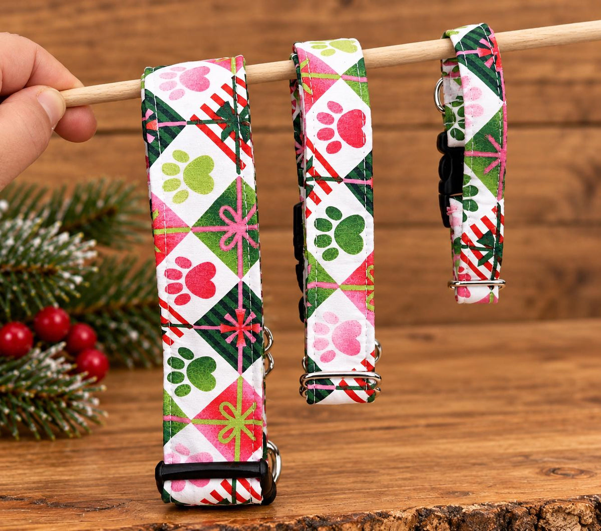 Christmas Paw Present Dog Collar Matching Bows