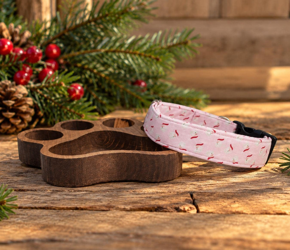 Santa Dog Collar: Tiny Pink Santas on Sparkle Pink Background w Optional Matching Bows