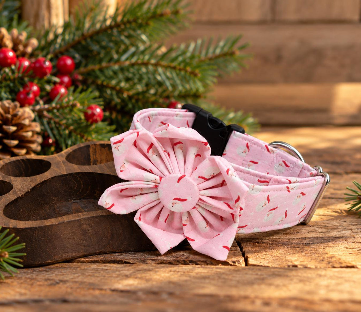 Santa Dog Collar: Tiny Pink Santas on Sparkle Pink Background w Optional Matching Bows